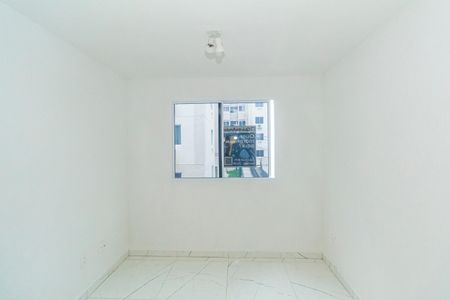 Sala de apartamento para alugar com 2 quartos, 40m² em Madureira, Rio de Janeiro