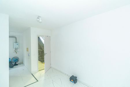 Sala de apartamento para alugar com 2 quartos, 40m² em Madureira, Rio de Janeiro
