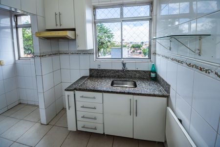 Apartamento à venda com 60m², 2 quartos e 2 vagasCozinha