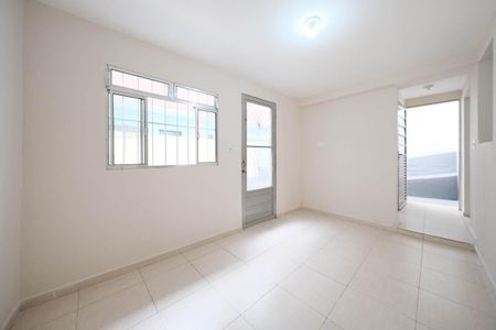 Sala de casa para alugar com 1 quarto, 38m² em Cangaiba, São Paulo