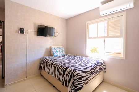 Casa à venda com 185m², 3 quartos e 2 vagas Casa à venda com 185m², 3 quartos e 2 vagasQuarto 2