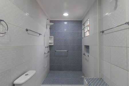 Casa à venda com 120m², 3 quartos e 2 vagas Casa à venda com 120m², 3 quartos e 2 vagasBanheiro da Suíte
