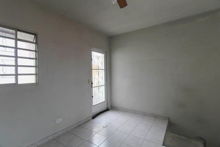 Casa à venda com 120m², 3 quartos e 2 vagas Casa à venda com 120m², 3 quartos e 2 vagasEscritorio