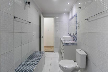 Casa à venda com 120m², 3 quartos e 2 vagas Casa à venda com 120m², 3 quartos e 2 vagasBanheiro da Suíte