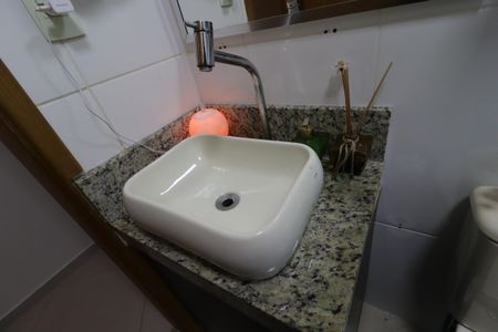 Apartamento à venda com 81m², 3 quartos e 2 vagasBanheiro Social - Pia