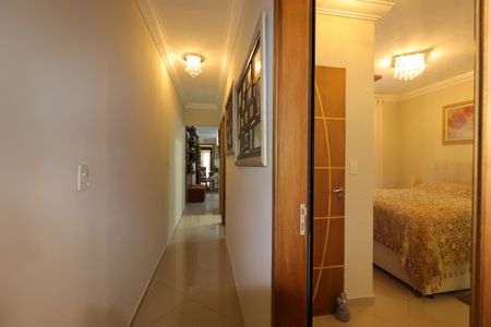 Apartamento à venda com 81m², 3 quartos e 2 vagasCorredor