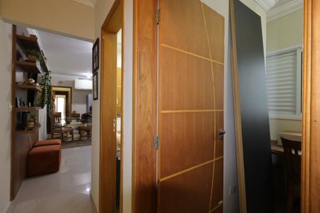 Apartamento à venda com 81m², 3 quartos e 2 vagasCorredor