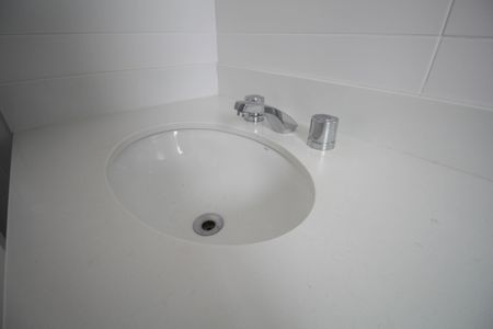 Apartamento à venda com 65m², 2 quartos e 2 vagasBanheiro da Suíte