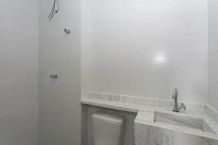 Apartamento à venda com 48m², 2 quartos e 1 vaga Apartamento à venda com 48m², 2 quartos e 1 vagaBanheiro