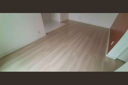 Sala de apartamento para alugar com 2 quartos, 46m² em Padroeira, Osasco