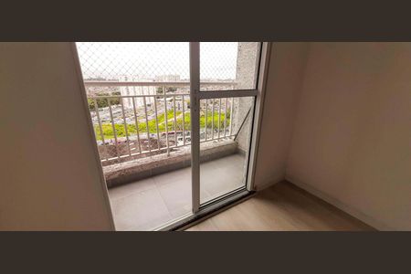 Sacada de apartamento para alugar com 2 quartos, 46m² em Padroeira, Osasco