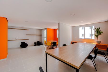 Apartamento à venda com 37m², 2 quartos e sem vagaÁrea comum