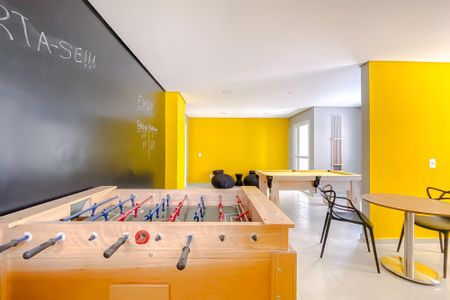 Apartamento à venda com 37m², 2 quartos e sem vagaÁrea comum - Sala de Jogos