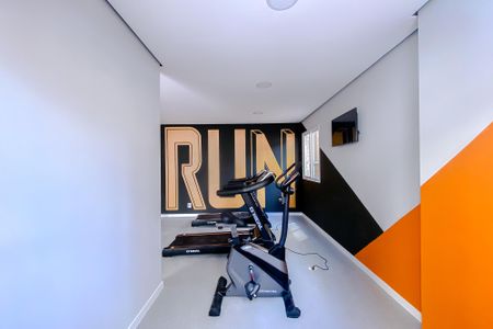 Apartamento à venda com 37m², 2 quartos e sem vagaÁrea comum - Academia