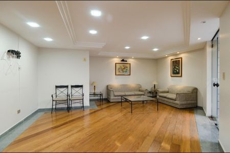 Apartamento à venda com 150m², 3 quartos e 2 vagas Apartamento à venda com 150m², 3 quartos e 2 vagasÁrea comum