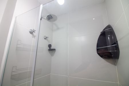 Banheiro Social de kitnet/studio à venda com 1 quarto, 19m² em Jardim das Acacias, São Paulo