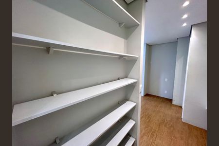 Suíte de apartamento para alugar com 1 quarto, 66m² em Jardim Flor da Montanha, Guarulhos