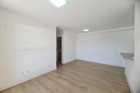 Sala de apartamento para alugar com 3 quartos, 73m² em Vila Prudente, São Paulo