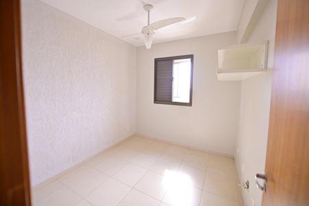 Quarto 1 de apartamento para alugar com 3 quartos, 76m² em Setor Oeste, Goiânia