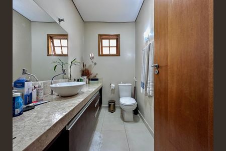 Casa à venda com 165m², 3 quartos e 2 vagas Casa à venda com 165m², 3 quartos e 2 vagasBanheiro