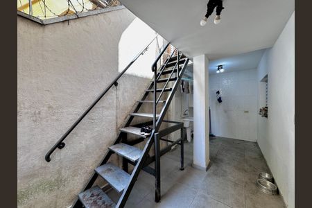 Casa à venda com 165m², 3 quartos e 2 vagas Casa à venda com 165m², 3 quartos e 2 vagasÁrea de Serviço