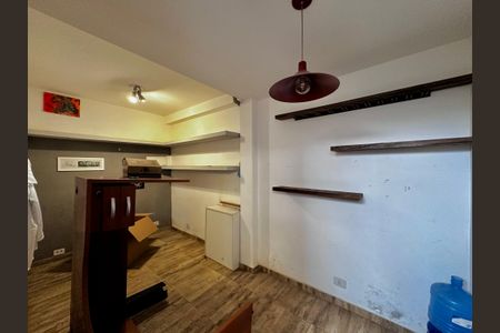 Casa à venda com 165m², 3 quartos e 2 vagas Casa à venda com 165m², 3 quartos e 2 vagasQuarto de Serviço