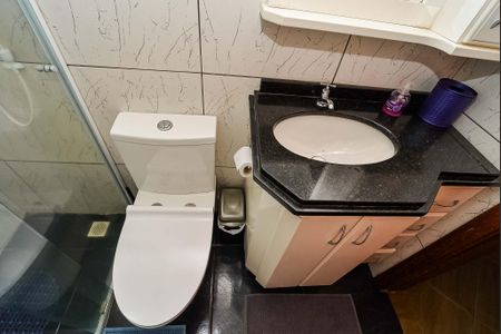 Casa à venda com 100m², 3 quartos e 1 vaga Casa à venda com 100m², 3 quartos e 1 vagaBanheiro social