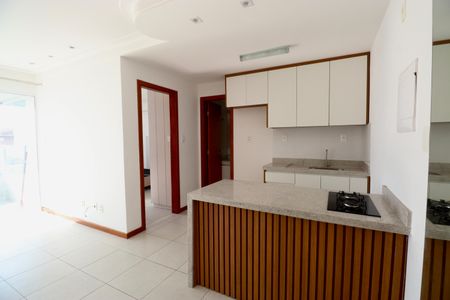 Sala de apartamento para alugar com 1 quarto, 44m² em Ondina, Salvador