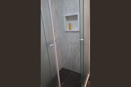 Apartamento à venda com 69m², 3 quartos e 1 vaga Apartamento à venda com 69m², 3 quartos e 1 vagaBanheiro 2