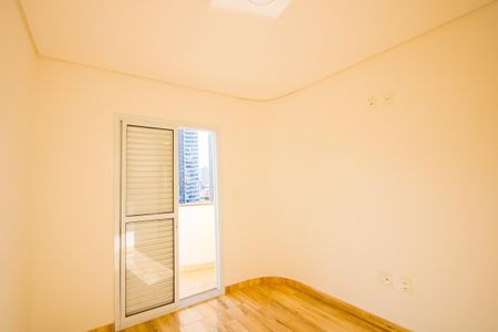 Apartamento à venda com 127m², 3 quartos e 3 vagas Apartamento à venda com 127m², 3 quartos e 3 vagasQuarto 1 - Suíte