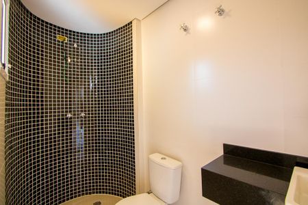 Apartamento à venda com 127m², 3 quartos e 3 vagas Apartamento à venda com 127m², 3 quartos e 3 vagasBanheiro do quarto 2