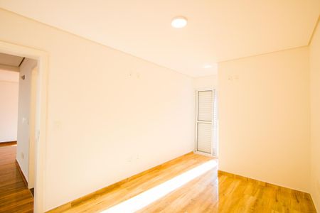 Apartamento à venda com 168m², 3 quartos e 3 vagas Apartamento à venda com 168m², 3 quartos e 3 vagasQuarto 2 - Suíte