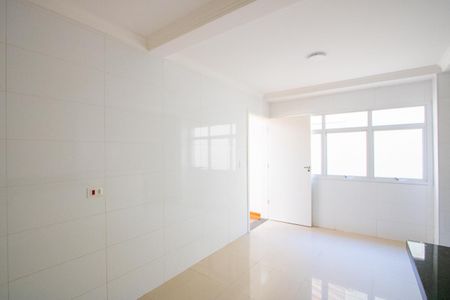 Apartamento à venda com 168m², 3 quartos e 3 vagas Apartamento à venda com 168m², 3 quartos e 3 vagasCozinha
