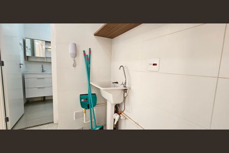 Apartamento à venda com 37m², 2 quartos e sem vaga Apartamento à venda com 37m², 2 quartos e sem vagaÁrea de Serviço