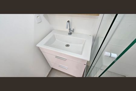 Apartamento à venda com 37m², 2 quartos e sem vaga Apartamento à venda com 37m², 2 quartos e sem vagaBanheiro