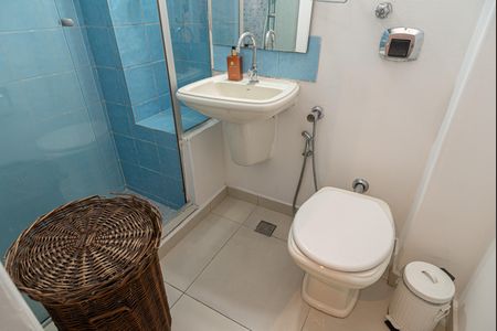 Apartamento à venda com 40m², 1 quarto e sem vaga Apartamento à venda com 40m², 1 quarto e sem vagaBanheiro Social