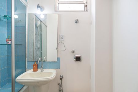 Apartamento à venda com 40m², 1 quarto e sem vaga Apartamento à venda com 40m², 1 quarto e sem vagaBanheiro Social