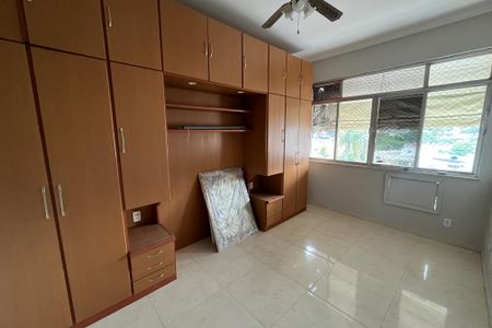 Apartamento à venda com 50m², 2 quartos e 2 vagas Apartamento à venda com 50m², 2 quartos e 2 vagasQuarto 1