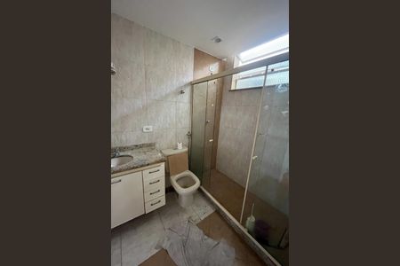 Apartamento à venda com 50m², 2 quartos e 2 vagas Apartamento à venda com 50m², 2 quartos e 2 vagasBanheiro