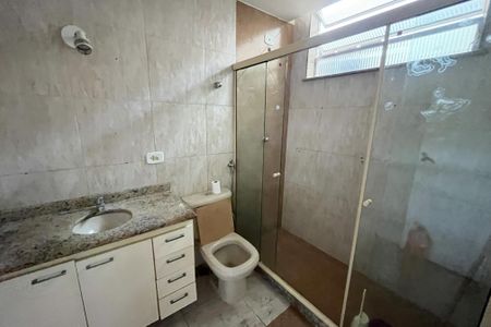 Apartamento à venda com 50m², 2 quartos e 2 vagas Apartamento à venda com 50m², 2 quartos e 2 vagasBanheiro