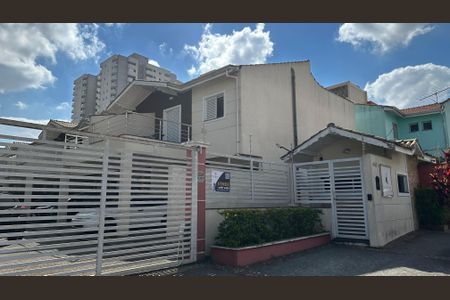 Casa à venda com 133m², 4 quartos e 3 vagas Casa à venda com 133m², 4 quartos e 3 vagasFachada do bloco