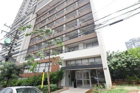 Studio à venda com 27m², 0 quarto e sem vaga Studio à venda com 27m², 0 quarto e sem vagaFachada
