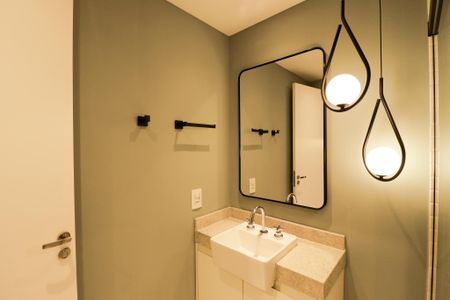 Studio à venda com 27m², 0 quarto e sem vaga Studio à venda com 27m², 0 quarto e sem vagaBanheiro