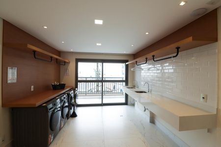 Studio à venda com 27m², 0 quarto e sem vaga Studio à venda com 27m², 0 quarto e sem vagaÁrea comum