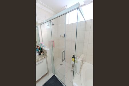 Apartamento à venda com 278m², 3 quartos e 2 vagas Apartamento à venda com 278m², 3 quartos e 2 vagasBanheiro da Suíte 1