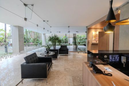 Apartamento à venda com 278m², 3 quartos e 2 vagas Apartamento à venda com 278m², 3 quartos e 2 vagasHall de entrada