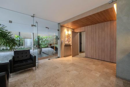 Apartamento à venda com 278m², 3 quartos e 2 vagas Apartamento à venda com 278m², 3 quartos e 2 vagasHall de entrada