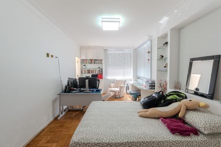 Apartamento à venda com 278m², 3 quartos e 2 vagas Apartamento à venda com 278m², 3 quartos e 2 vagasSuíte 3