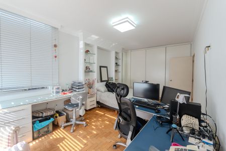 Apartamento à venda com 278m², 3 quartos e 2 vagas Apartamento à venda com 278m², 3 quartos e 2 vagasSuíte 3