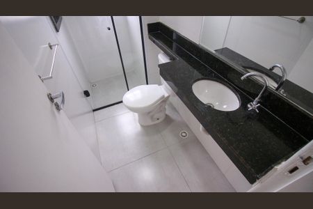 Apartamento à venda com 52m², 2 quartos e 1 vaga Apartamento à venda com 52m², 2 quartos e 1 vagaBanheiro